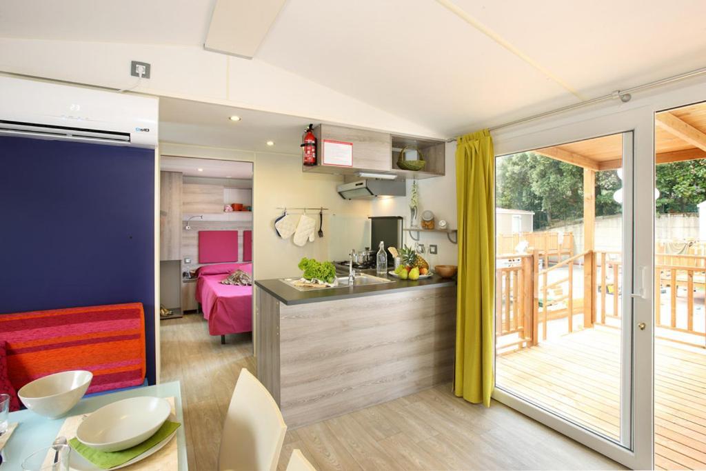 Casa Mobile - Eden Camping Village San Felice del Benaco Dış mekan fotoğraf